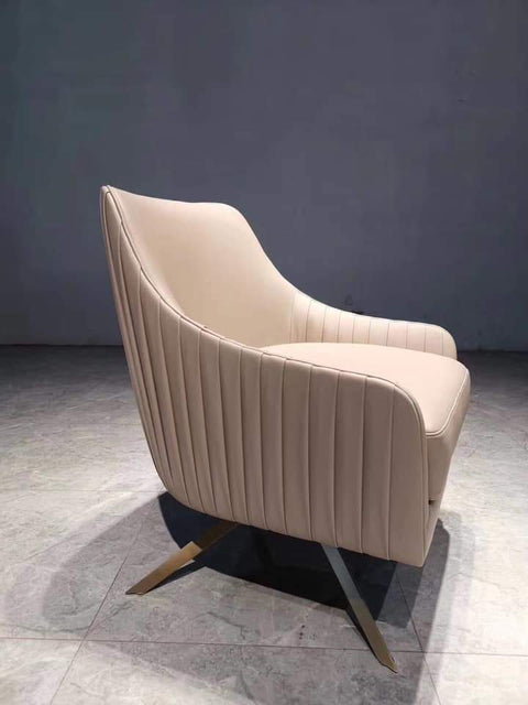 Streamlined Luxury Lounge Chair