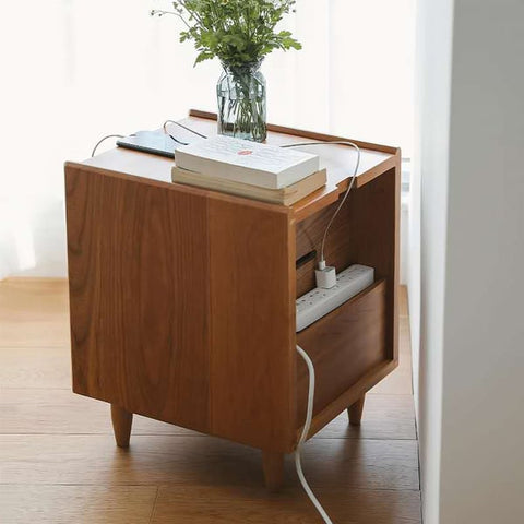 Sophisticated Simplicity: PU Polished Side Table with PVD SS304 Legs